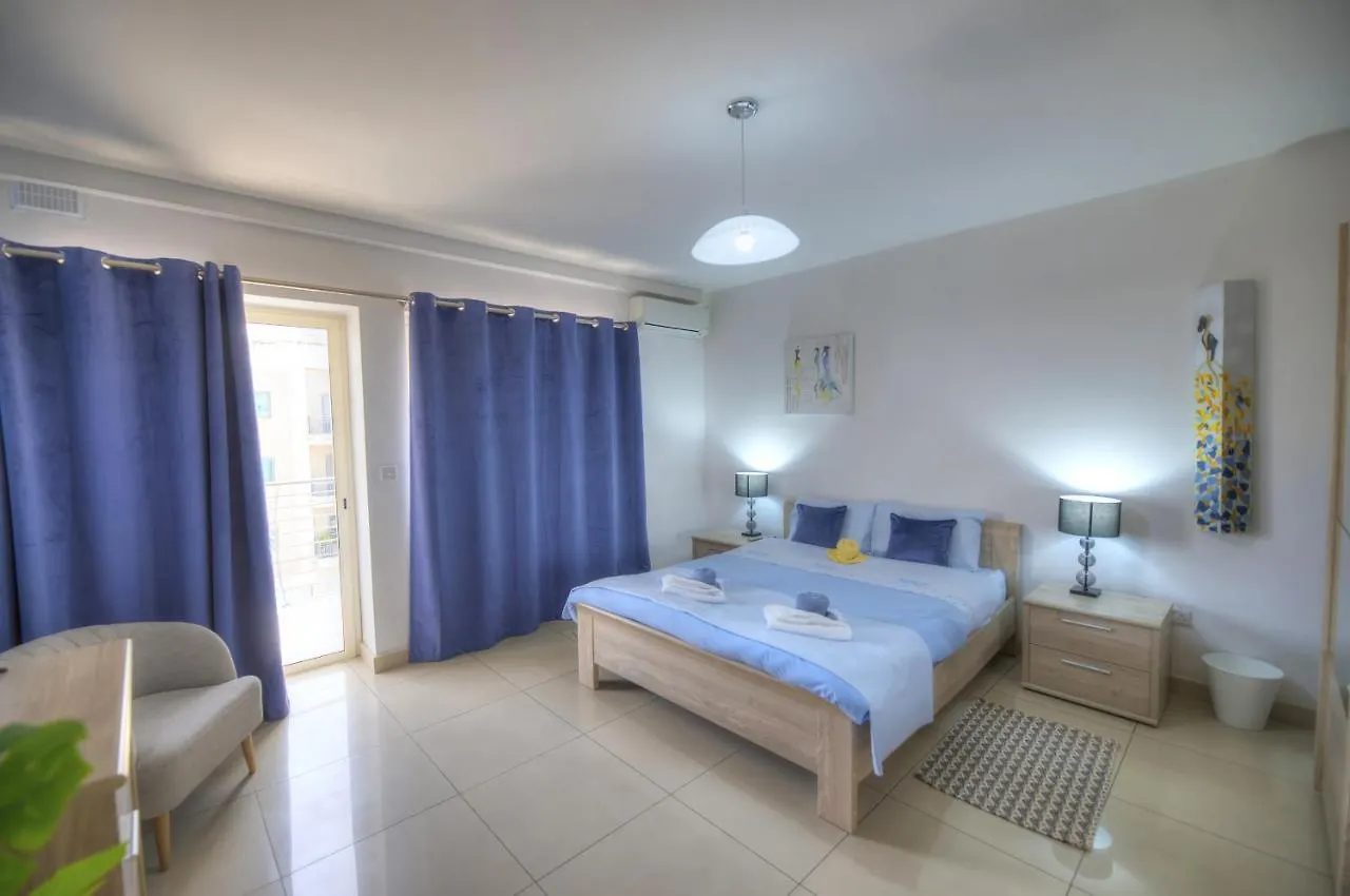 Centrally Located And Tastefully Furnished One Bedroom Apartment Ckni1-1 Gzira