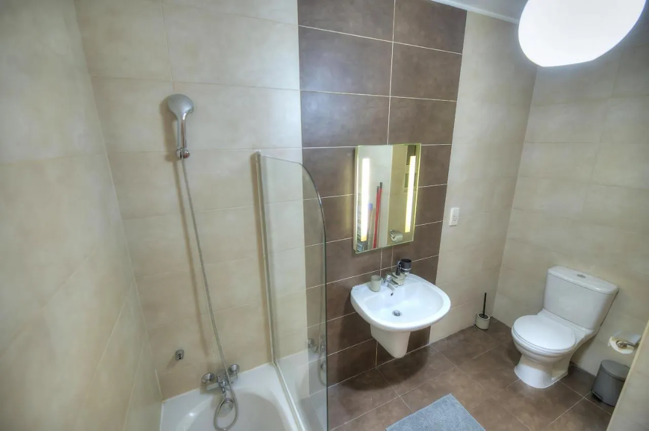 Centrally Located And Tastefully Furnished One Bedroom Apartment Ckni1-1 Gzira Malta