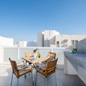 Vela Blu - Rose Court Apartment